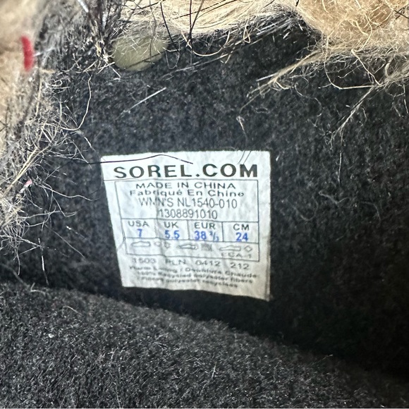 Sorel Joan Of Arctic Women’s Black Suede Winter Boots - Picture 4 of 9